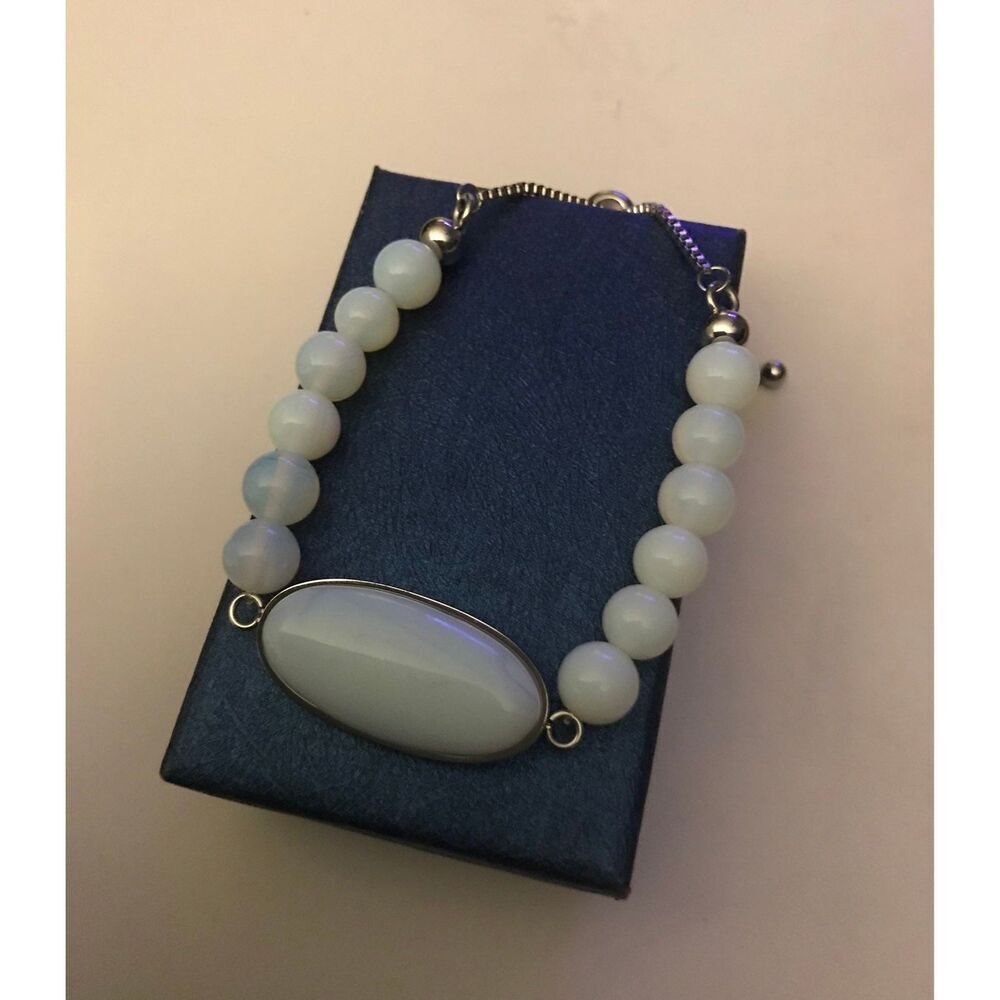 Pretty Milky White Oval Opal Beaded Bolo Bracelet